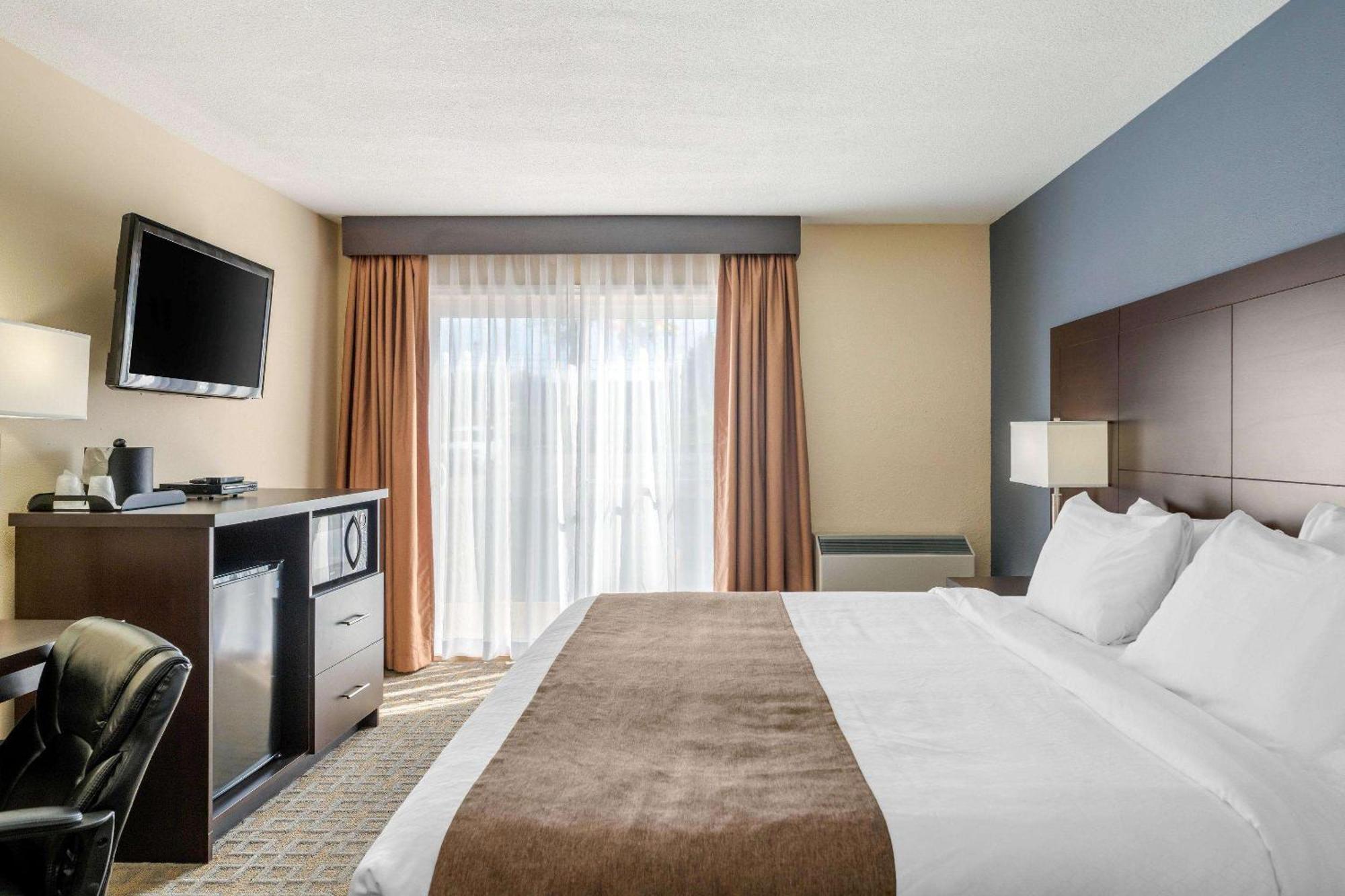 Quality Inn & Suites Bathurst Quarto foto
